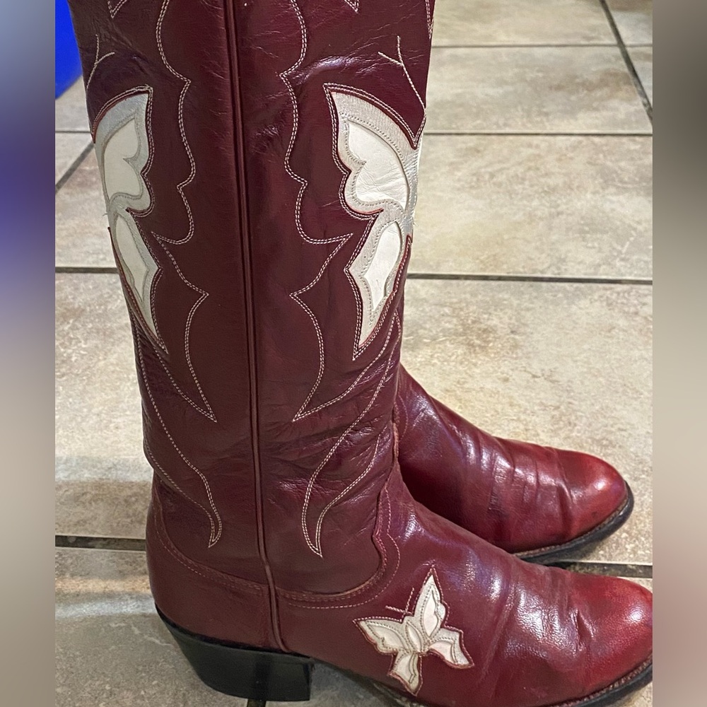 Girls Justin boots sz 7 AA